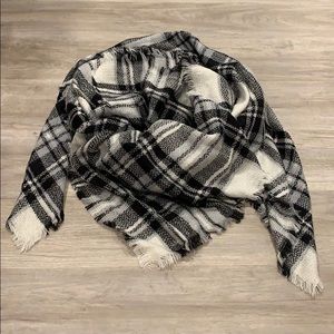 Blanket scarf